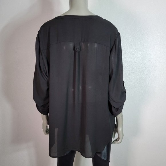 Torrid Harper Blouse Plus Size 2X Sheer Pockets Roll‎ Tab Sleeve Casual Black - Picture 4 of 6